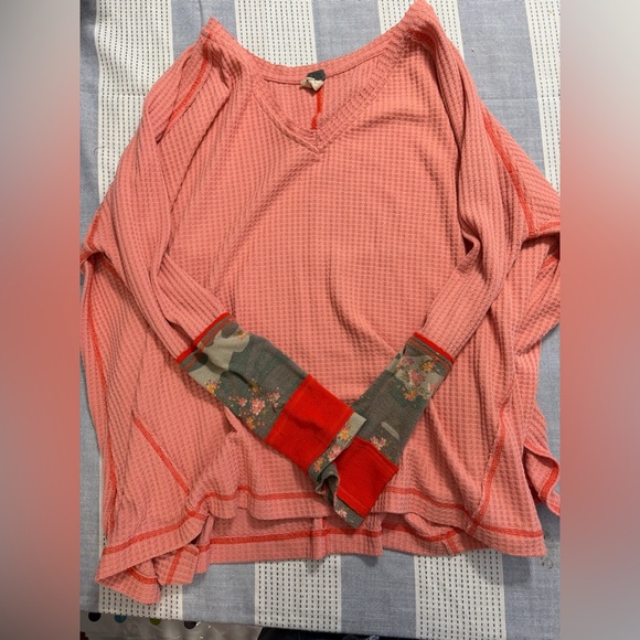 We The Free Lovin Leopard Oversize Thermal Top - Picture 6 of 16